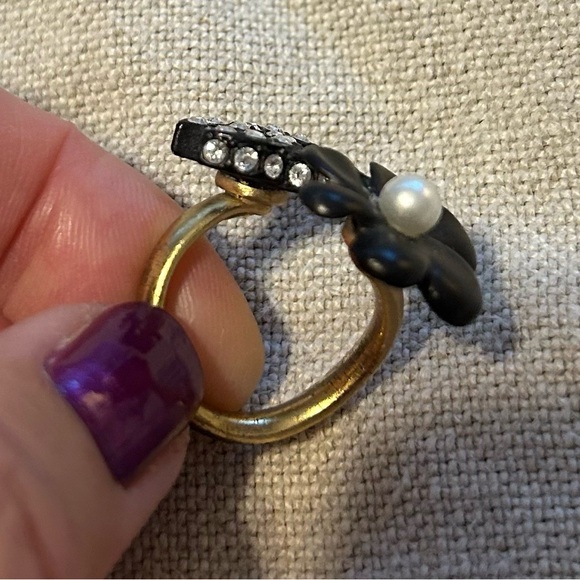 Chanel costume flower ring size 6 1/2-7 - Picture 4 of 12